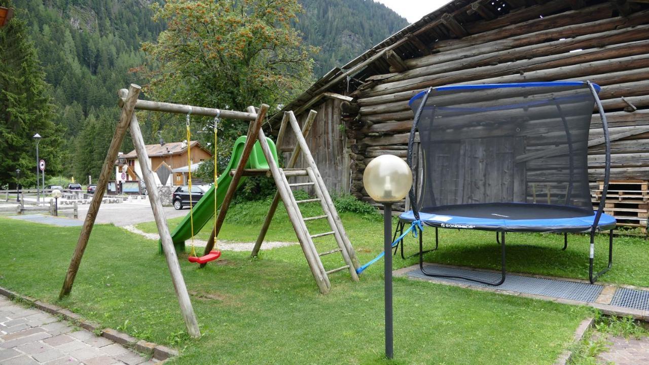 Villa Artic Apartments Campitello di Fassa Exterior photo